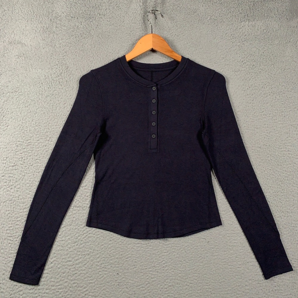 Lululemon Hold Tight Henley Long Sleeve Women Size 4 Navy Blue Ribbed Knit Top